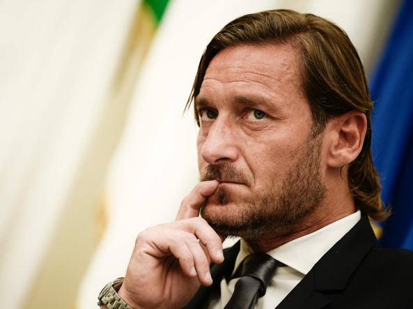 Calcio, parla Francesco Totti: “La Roma è una squadra con giocatori importanti ma senza campioni”