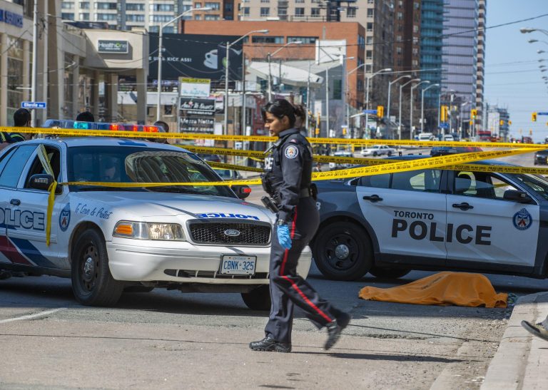 Canada: famiglia musulmana è stata travolta la notte scorsa da un veicolo in corsa a London, 4 i morti
