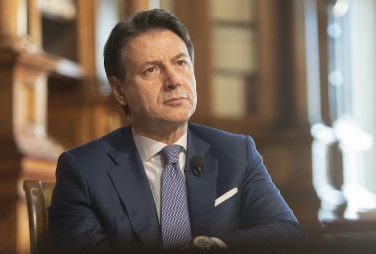 Caos M5S, per Giuseppe Conte “Il post di Beppe Grillo non è una delusione solo per me. Questa svolta autarchica credo sia una mortificazione per un’intera comunità”