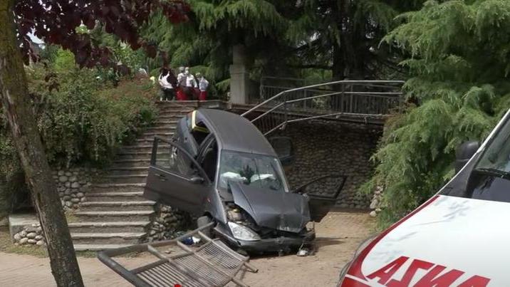 Bergamo: è morto il bimbo di tre anni investito da un’auto nel parco Lago Nord di Paderno Dugnano