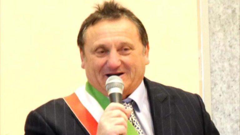 Santo Stefano Roero (Cuneo), arrestato l’ex sindaco per truffa aggravata