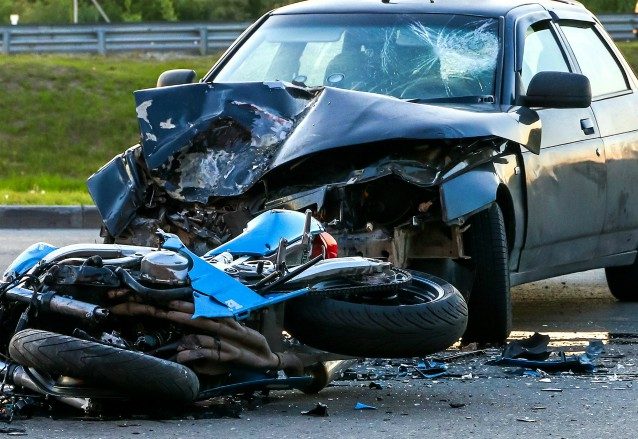 Vermicino (Roma), 53enne muore in un incidente stradale