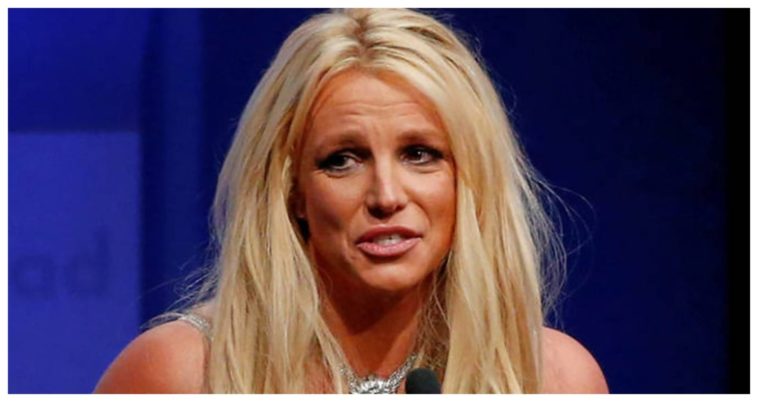 Usa, la madre di Britney Spears vuole un nuovo avvocato per sua figlia