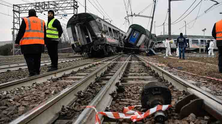 Incidente ferroviario di Pioltello, il gup di Milano ha disposto il processo per dieci persone
