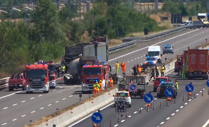 Incidente stradale sulla A1 tra Piacenza Sud e Fiorenzuola: morti due camionisti