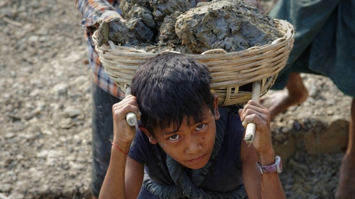 Allarme dell’Unicef: per la prima volta negli ultimi vent’anni è aumentato il lavoro minorile nel mondo