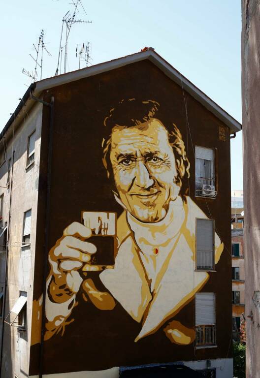 Alla Garbatella un murales per l’anniversario della nascita di Alberto Sordi