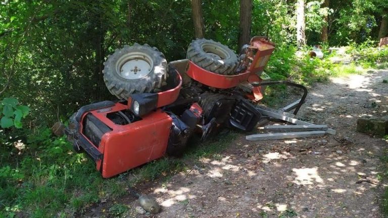 Greve in Chianti (Firenze) Tragico incidente sul lavoro: 24enne muore schiacciato da un trattore