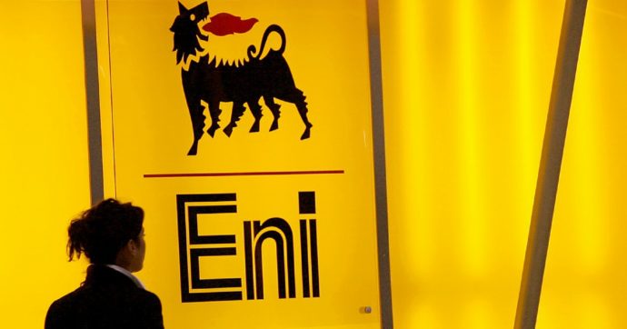 Eni: nel 2021 utili netti per 4,7 miliardi, ai massimi dal 2012