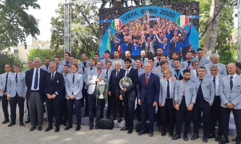 Europei, gli azzuri e Berrettini al Quirinale dal presidente Mattarella