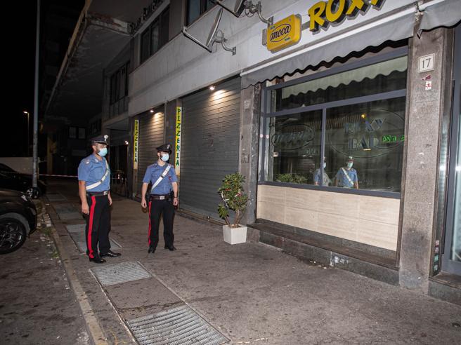 Casilino, spari in un bar: chiesta la chiusura del locale