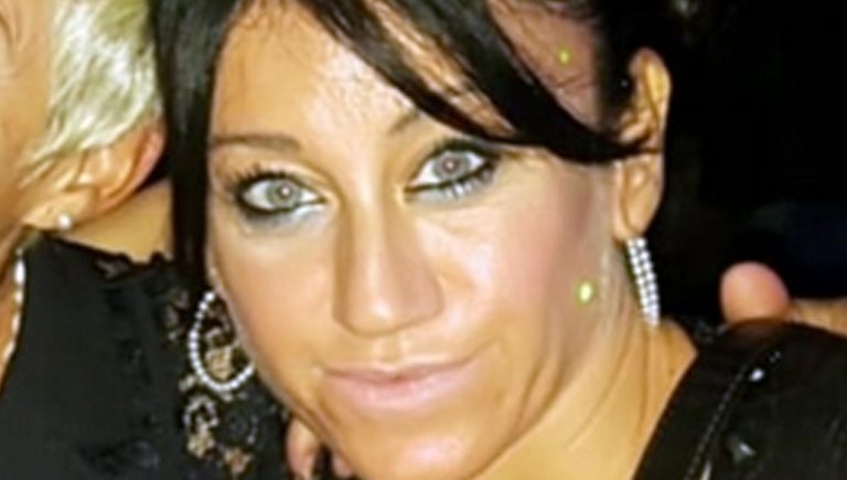 Ravenna, chiuse le indagini sulla 46enne uccisa in casa: a giudizio l’ex marito e un suo complice