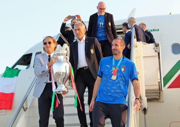 Gli azzurri campioni d’Europa sono tornati in Italia: ora riposano all’Hotel Parco dei Principi a Roma