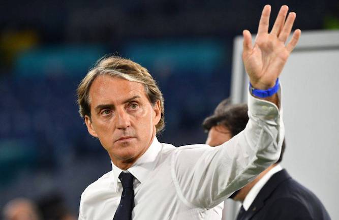 Europei, la parola a Mancini: “L’Italia e la Spagna se sono qua hanno fatto bene entrambe, sono arrivate qua con merito. Le percentuali sono a metà”