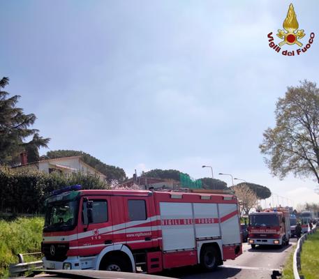 Prenestino-Collatino: fiamme su un autobus, nessun ferito