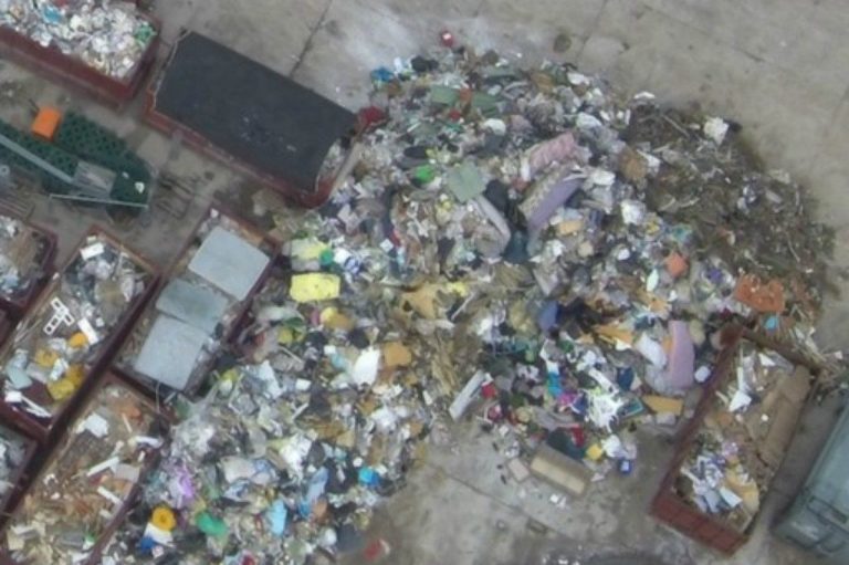 Milano, sei persone in manette per traffico illecito di rifiuti speciali