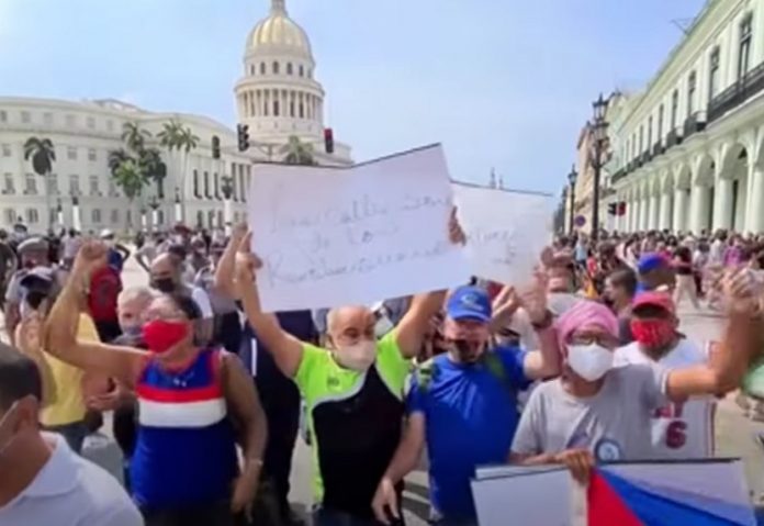 Cuba, il pugno di ferro del regime contro le proteste: oltre 5mila arresti