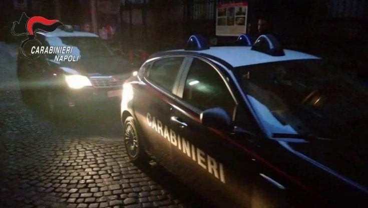 Napoli, titolare di una tabaccheria fugge con il gratta e vinci da 500mila euro. Indagano i Carabinieri