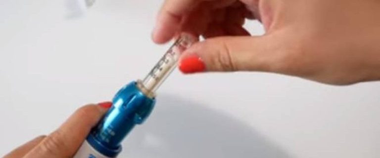 Vaccini, a Messina somministrazione senza ago per il primo turista milanese