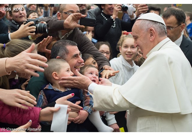 Grazie al fondo di Papa Francesco sostenute 2.500 persone in difficoltà economica nella Capitale