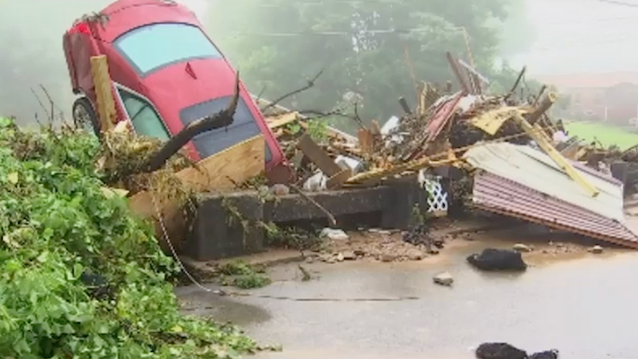 Usa, inondazioni nel Tennessee: almeno 22 le vittime e 45 dispersi
