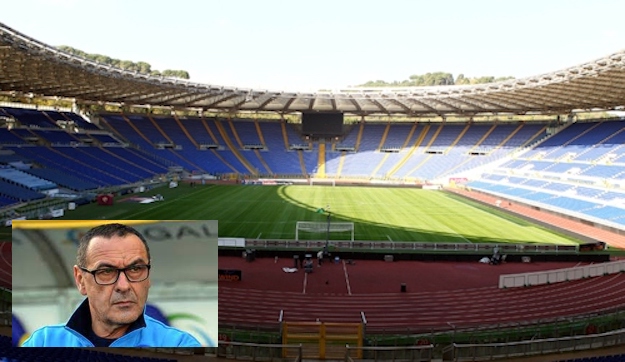 Calcio, Maurizio Sarri boccia lo Stadio Olimpico: “Un campo indegno per la Capitale”