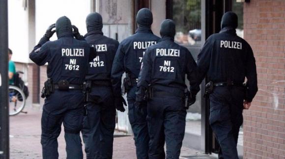 Germania, sventato un attentato contro la sinagoga della città di Hagen: arrestate quattro persone