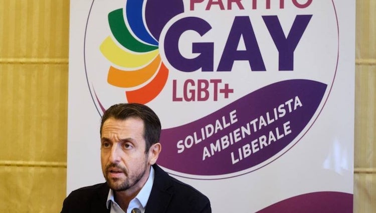 Comunali, parla Fabrizio Marrazzo (Partito gay): La sede di Casapound in via Napoleone III va sgomberata”