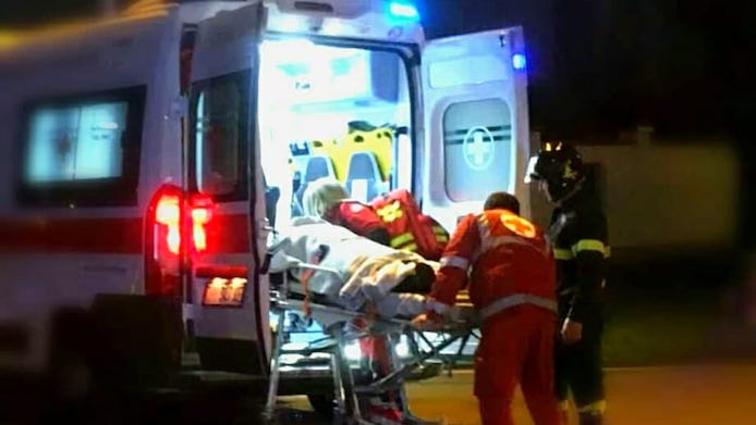 Locate di Triulzi (Milano), tragico incidente stradale: cinque persone ferite tra cui due bambini