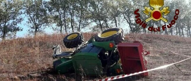 Tragedia ad Artena (Roma): 35enne è morto schiacciato dal trattore che stava guidando