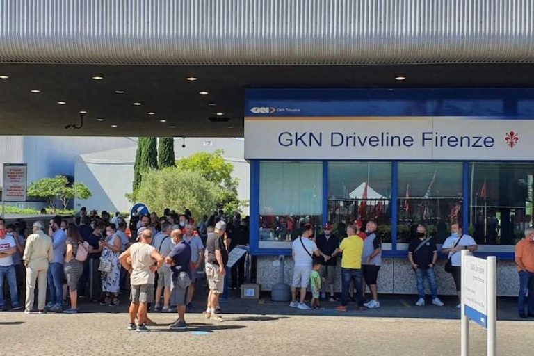 Gnk Firenze, il giudice del Tribunale ha bloccato i licenziamenti