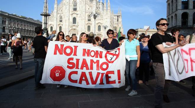 Cortei “no vax” in 120 città italiane