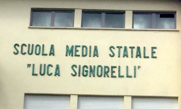 Covid, l’ira di un docente di Orvieto: “Il Green pass è vergognoso e criminale ed è lesivo dei diritti costituzionali”