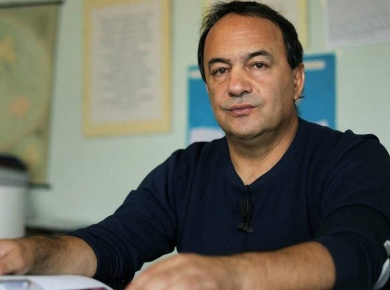 Locri, dura condanna per Domenico Lucano: 13 anni per la presunta gestione illecita dei migranti in Calabria