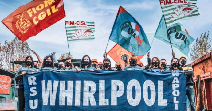 La rabbia dei lavoratori della Whirlpool a Roma: Il governo ci deve sostenere