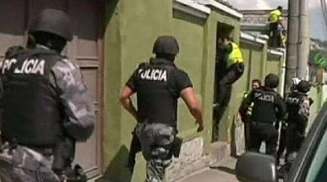 Guayaquil, orrore in un carcere: è di 116 morti il bilancio delle violenze tra gang rivali