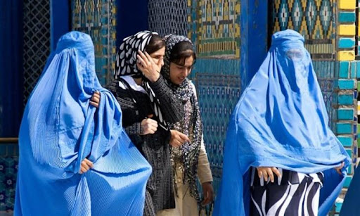 Afghanistan, parla Berlusconi: “La violenza esercitata sulle donne a Kabul ci riguardano quanto le ingiustizie che avvengono a casa nostra”