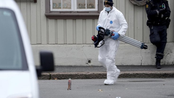 Norvegia, il killer che ha ucciso cinque persone si era convertito all’Islam
