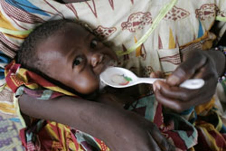 Allarme di Save the Children: Ogni anno muoiono due milioni di bambini per denutrizione