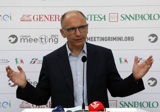 Ballottaggi, l’incontenibile entusiasmo di Enrico Letta (Pd): “Abbiamo vinto troppo, quando si vince toppo poi succede qualche casino”