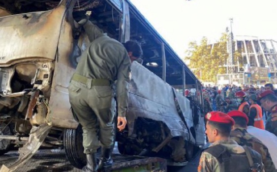 Siria, esplodono due ordigni vicino ad un bus: 13 morti e tre feriti