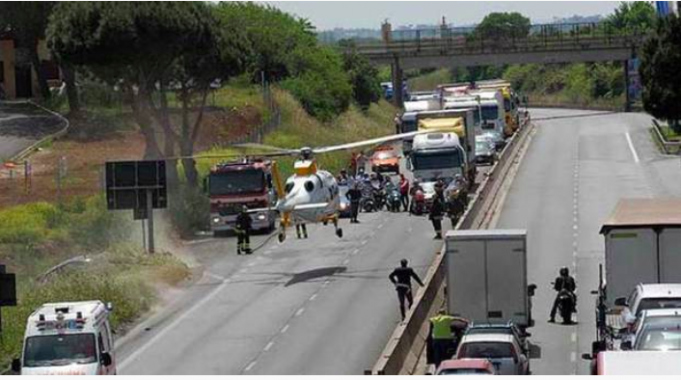 Tragico incidente stradale sulla statale 148 “Pontina” in direzione Terracina: morte due persone e altre sei ferite
