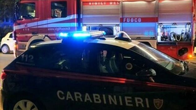 Roma, incendio in un garage condominiale in zona Prima Porta. Evacuate quattro famiglie