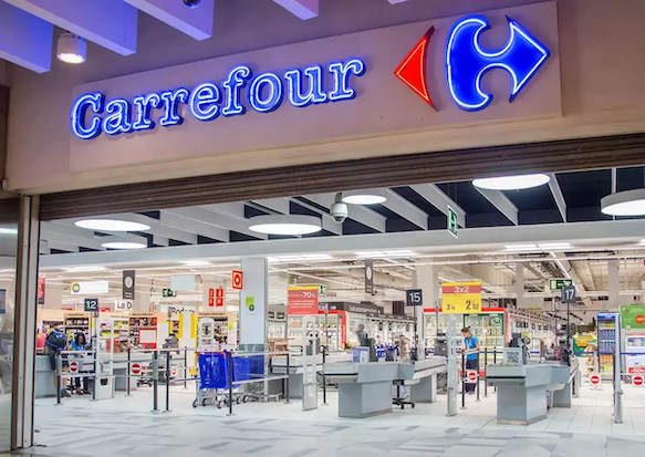 Stato di agitazione per i 15mila dipendenti di Carrefour Italia dopo l’annuncio del piano di ristrutturazione