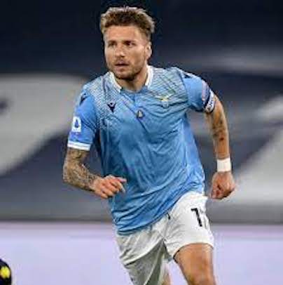 Calcio, lesione alla coscia destra per Ciro Immobile