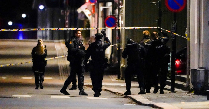 Norveglia, per l’intelligence si è trattato di un atto terroristico le cinque uccisioni con l’arco da parte di un 37enne