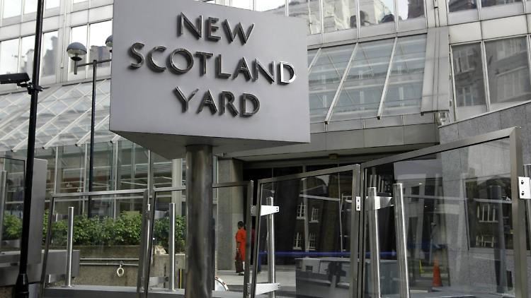 Inghilterra: a Londa arrestato un altro agente di Scotland Yard è stato arrestato per violenza sessuale