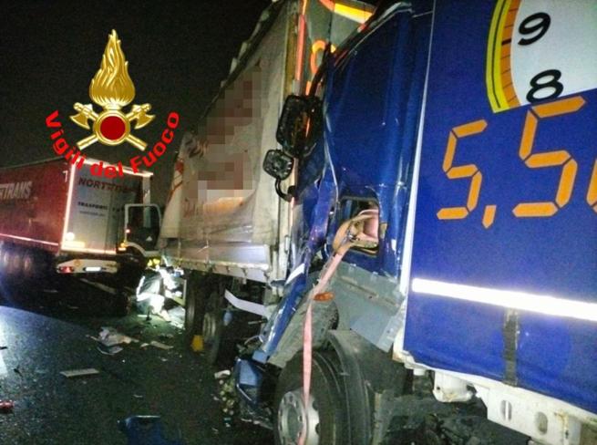 Incidente stradale sull’A4 Brescia Ovest: muore un camionista di 40 anni