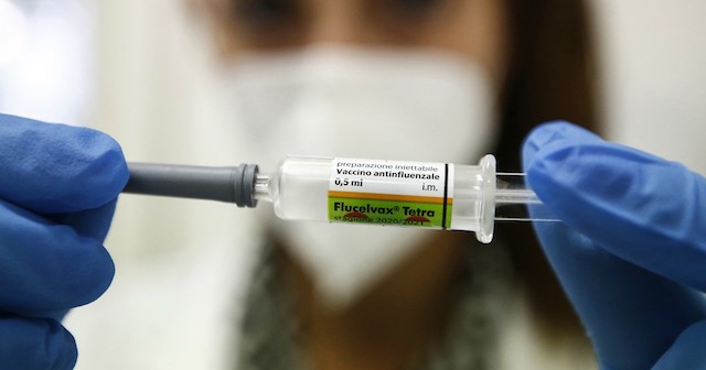 Lazio, è partita a pieno regime la campagna del vaccino antinfluenzale nel Lazio. Sono infatti già oltre 427 mila le dosi consegnate