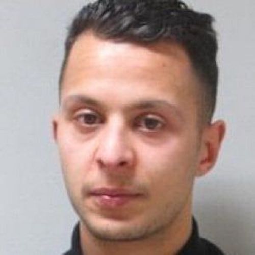 Parigi, il processo per la strage al Bataclan. Parla il terrorista Salah Abdeslam: “Prima degli attentati ero un tipo gentile, calmo e servizievole”